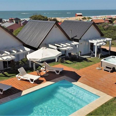 Kanaloah Lodge & Cabins Punta Del Diablo Esterno foto