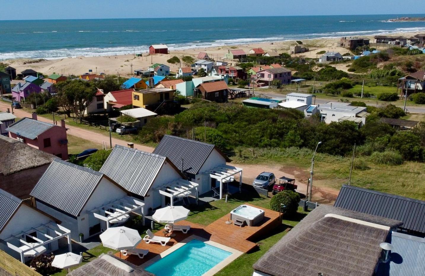 Kanaloah Lodge & Cabins Punta Del Diablo Esterno foto